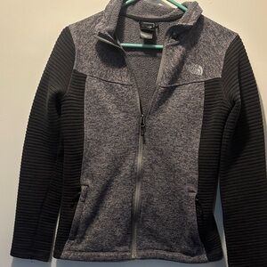 The North Face Charcoal and Black Fleece Jacket women’s size small